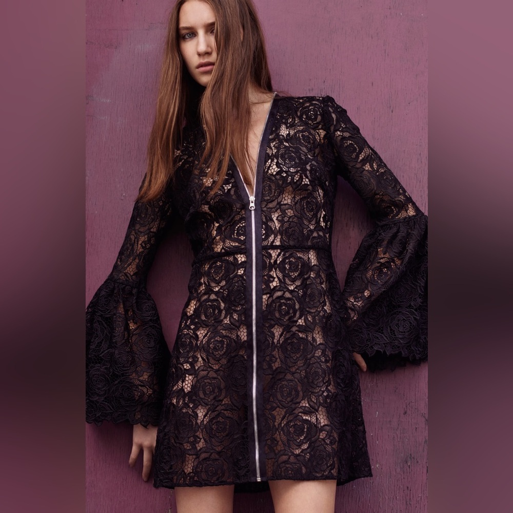 MCQ ALEXANDER MCQUEEN A Line Lace Dress 38/ 2-4 US